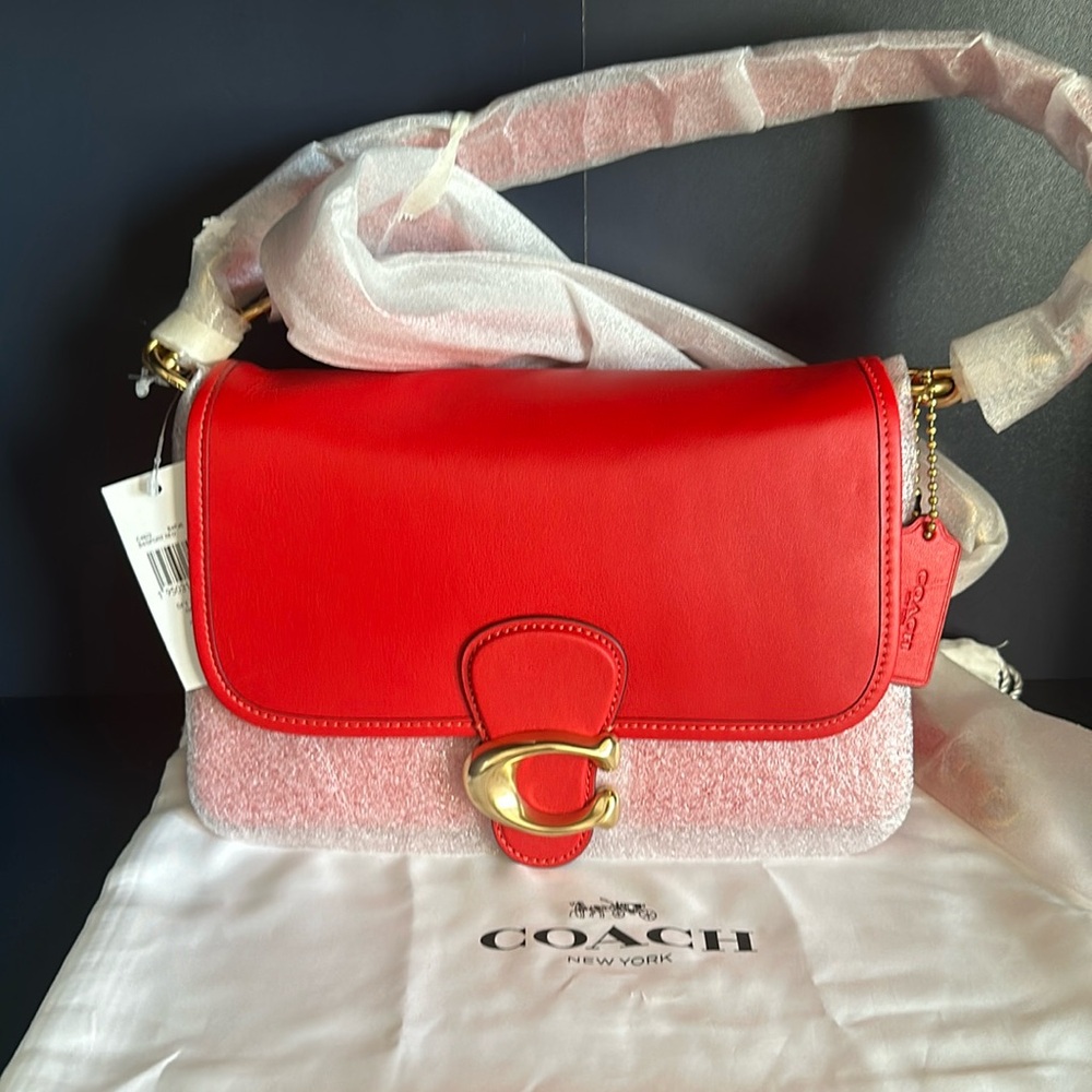 NWT COACH Soft Tabby in Sport Red